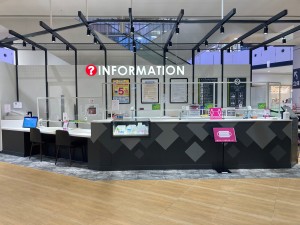 インフォメーションスタッフ／週休2日制／社割あり