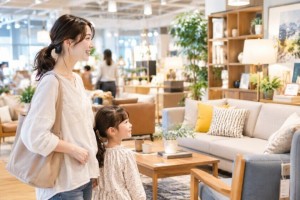 オープニングスタッフ大募集！！　＊大手北欧家具店の夕方遅番勤務＊